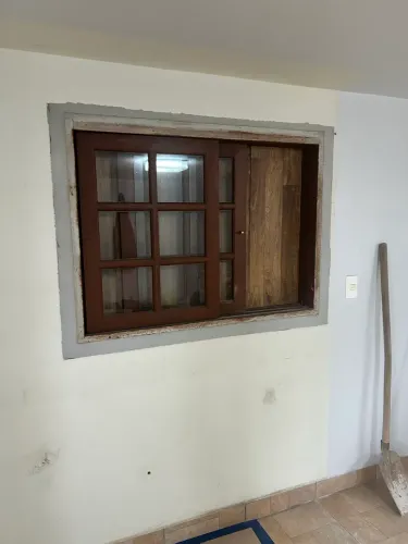 Janela madeira Itauba