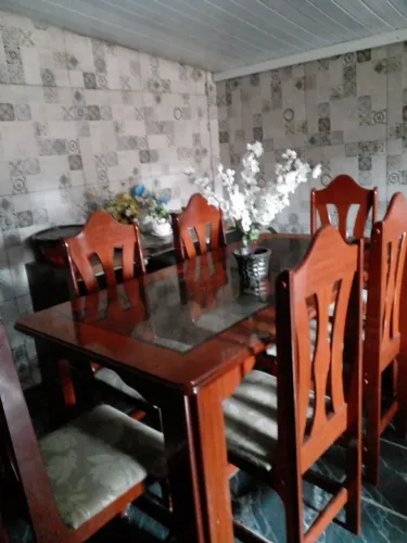 Mesa pra sala de jantar 6 cadeiras