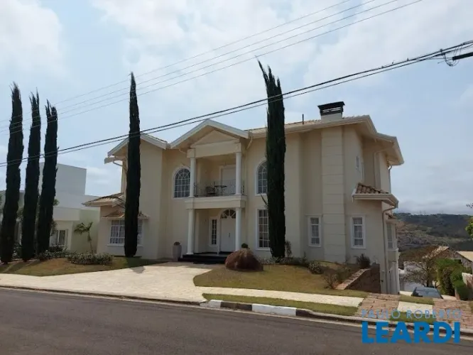 CASA EM CONDOMÍNIO - MOINHO DE VENTO - SP