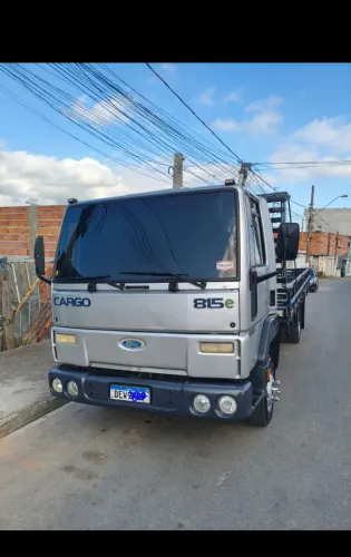 Ford cargo 815e 2006 carroceria 