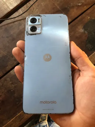 Moto e22