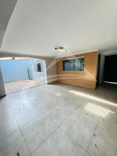 Casa à venda no bairro Planalto em Araçatuba/SP