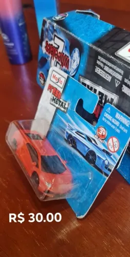 Maisto Fresh Metal - Lamborghini Aventador LP700-4 - Escala 1:64