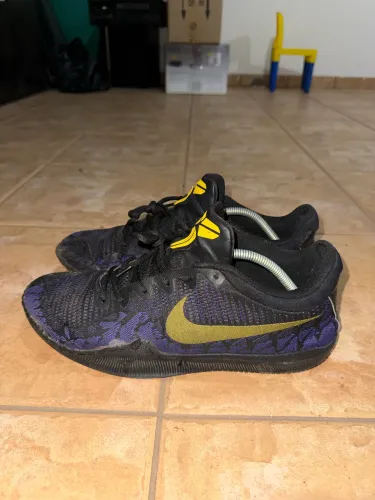Tênis Kobe Mamba Rage Lakers Away