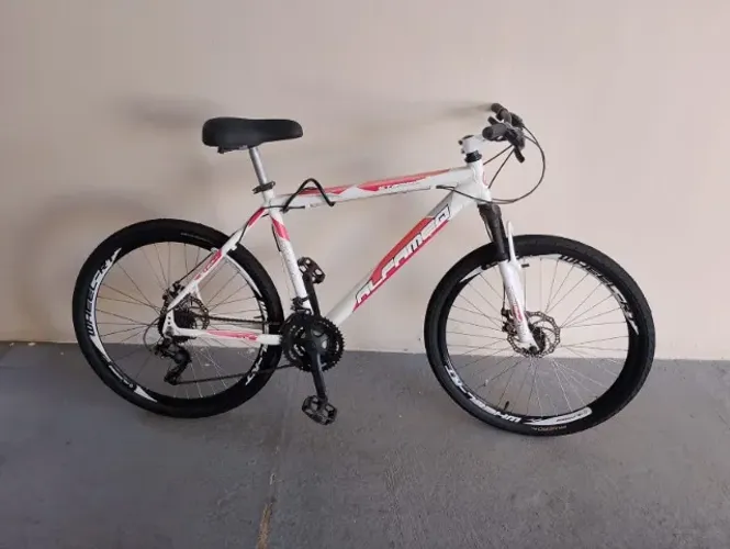 Bicicleta Alfameq aro 26 Stroll Vermelha e Branca 21 Marchas