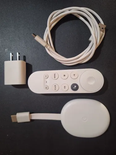 GOOGLE CHROMECAST 4ª GERAÇÃO (3 MESES DE USO)