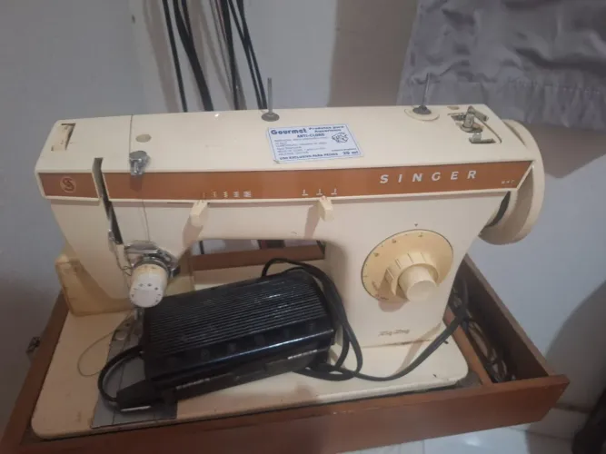 Maquina de costura