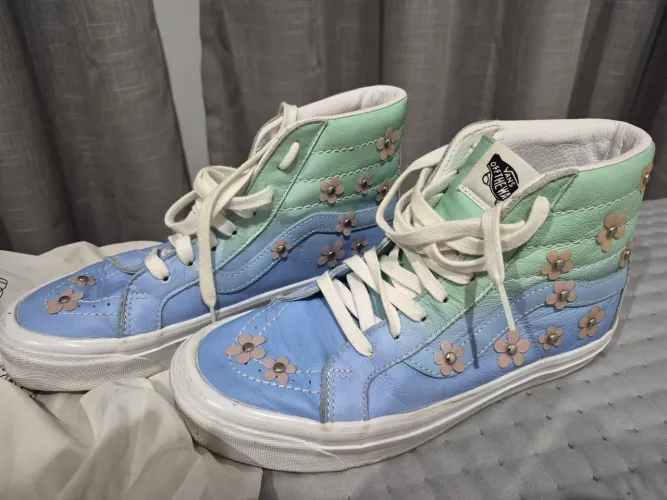 Vans edição bob esponja