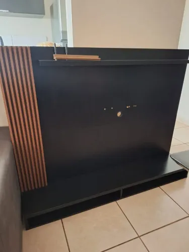 Painel Ripado para TV até 50" - Semi-novo | Já montado | R$ 150