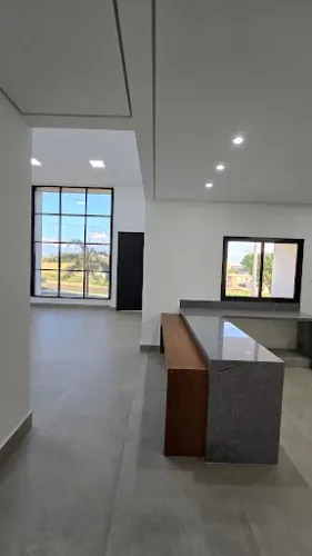 Casa com 3 suítes à venda, 196 m² por R$ 1.000.000 - Condomínio Terra Park Praia Sul - Luz