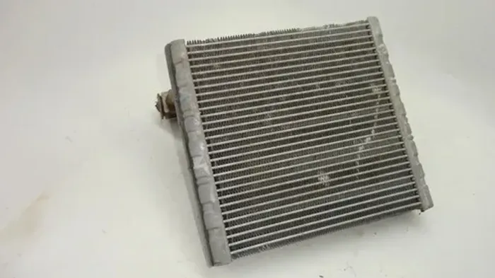 Radiador Caixa De Ar Forçado Sandero 2012