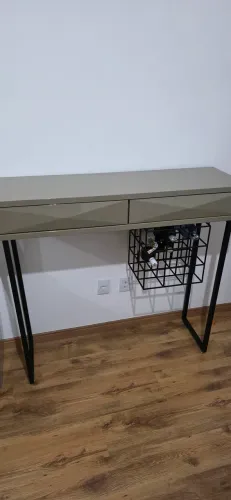 ?Aparador Moderno / Mesa Console com Adega e Gavetas 