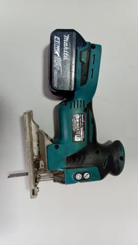 Serra Tico-Tico Makita DJV181 18V Brushless + Bateria 4.0 Ah - Profissional