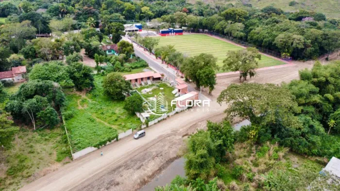 Terreno à venda, 1600 m² por R$ 200.000,00 - Vale da Figueira (Ponta Negra) - Maricá/RJ