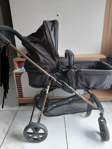 Carrinho de bebê