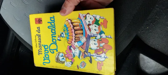 Livro manual da vovó Donalda