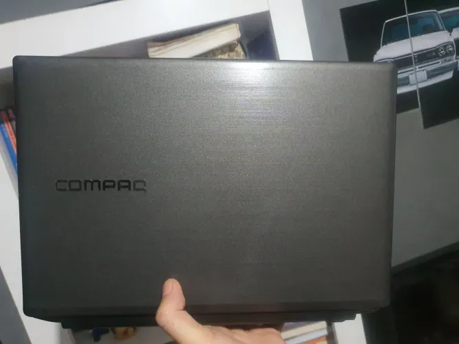 Notebook Compaq com bateria ok e SSD, excelente para estudos