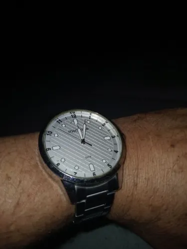 Relógio mondaine prata