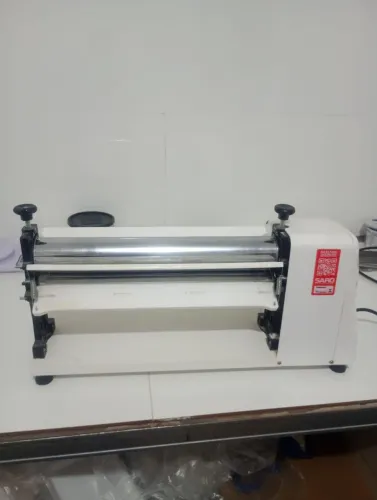 Cilindro para massa Saro