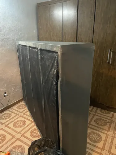 Box de cama e guarda roupas! 