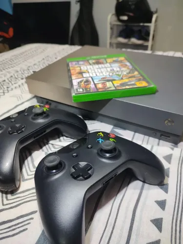 Xbox One X