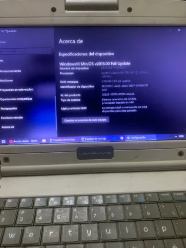 Mini netbook da marca Canaima
