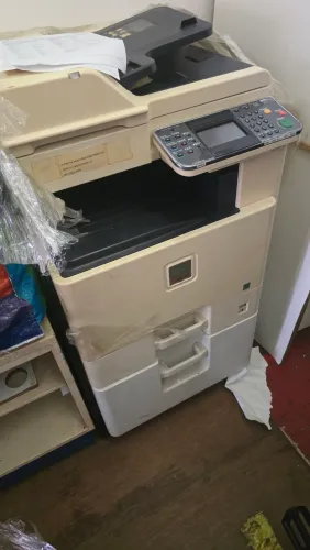Impressora Kyocera Fs-c8520mfp A3 Multifuncional COM DEFEITO