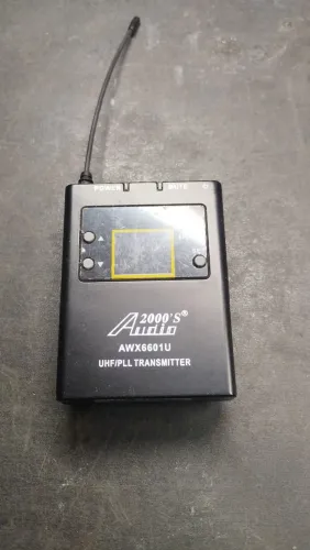 transmissor bodypack UHF/PLL Audio2000'S AWX6601U,