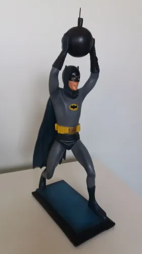 Estátua batman 1960