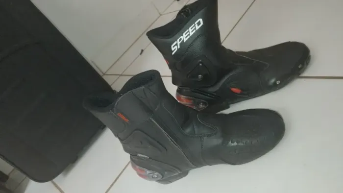 Bota Motociclista Esportiva Speed Couro / Proteção (Ler Descrição)