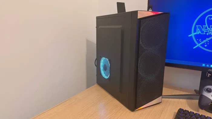 SETUP GAMER COMPLETO RX 7600 8GB + 32GB RAM + MONITOR 27? 2K