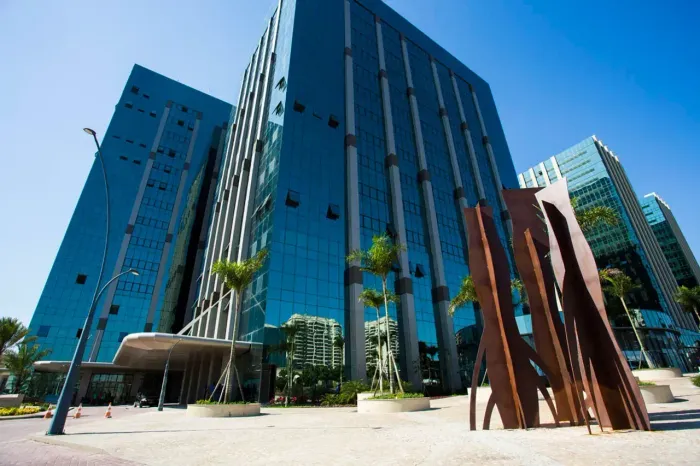 Aluguel de sala comerciail no Ceo Coporate Barra da Tijuca