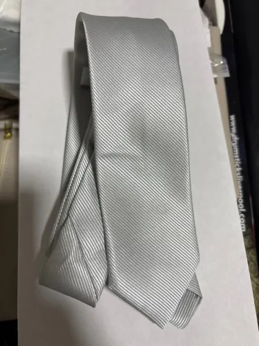 Gravata slim cinza
