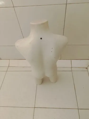 VEMDA MANEQUIM DE MENINO