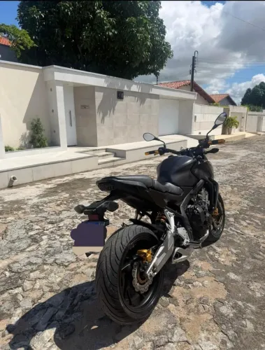 Cbzinha com entrada 9.000