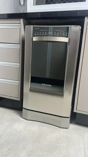 Lava-Louças Electrolux Blue Touch Inox - 12 Serviços - Painel Digital