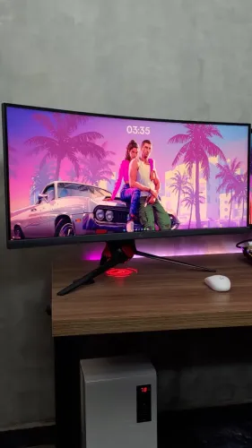 Monitor Gamer Curvo Ultrawide ASUS ROG Strix XG35VQ 100hz 1ms