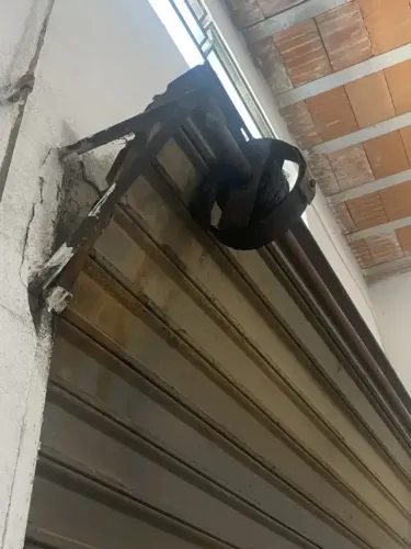 Porta de Loja de Metal que corre para cima