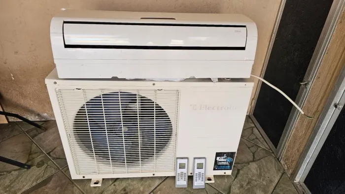 Ar-condicionado 9.000btus contato *