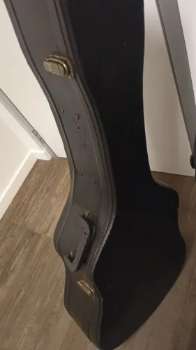 Case rígido  troco por pedaleira violão tank g etc