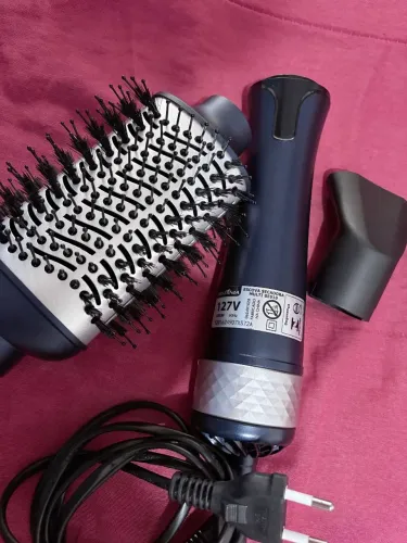 Escova secadora e modeladora Britânia multi BES10 2 em 1