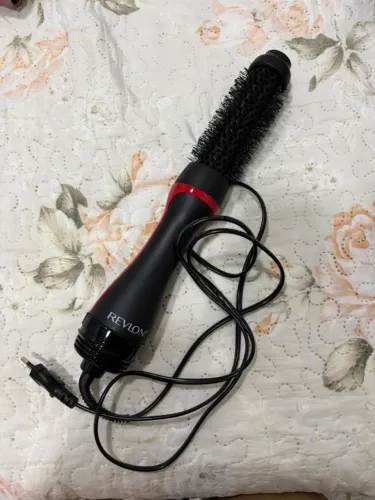 Vendo Escova Secadora/Modeladora Revlon