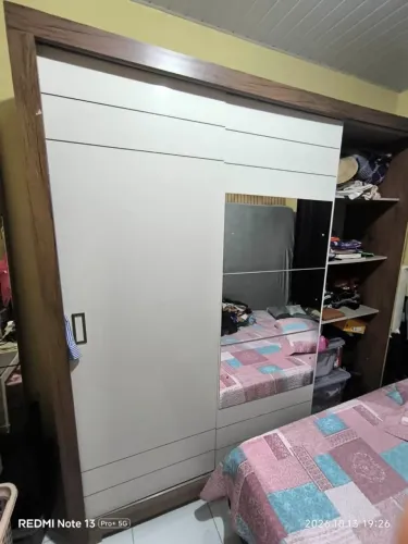 Guarda roupa casal com espelho 2.20x 2.30 retirada perto via norte shopping