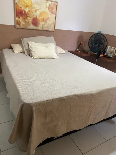 Cama Queem com colchão