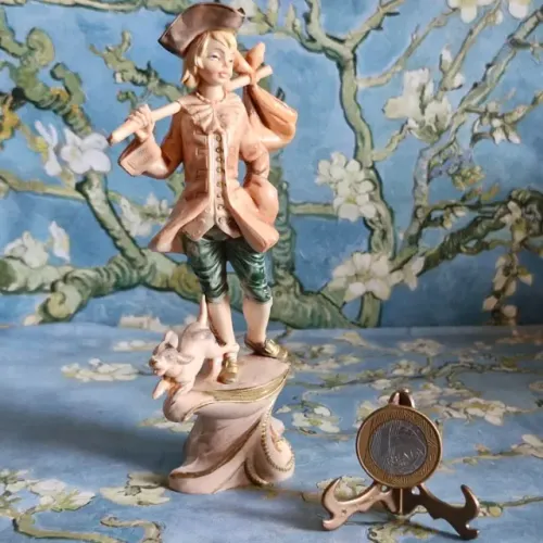 Estatueta de resina italiana, Nº 277, marca Fontanini, 16 cm jovem com o cachorro. perfei