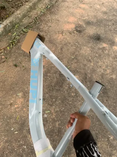 Vende-se quadro hupi naja 2025