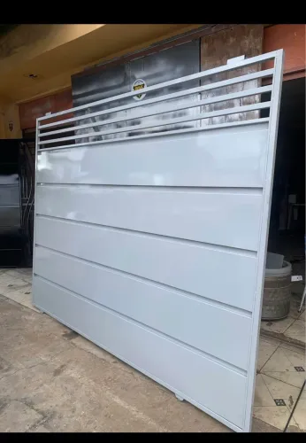 Portão galvanizado