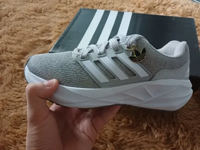 Tênis Adidas Femino