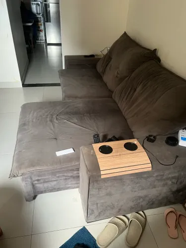 Sofá retrátil baratinho