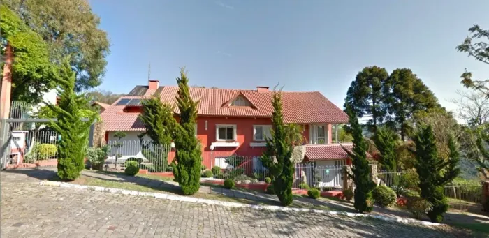 BENTO GONÇALVES - Casa Padrão - JARDIM GLORIA